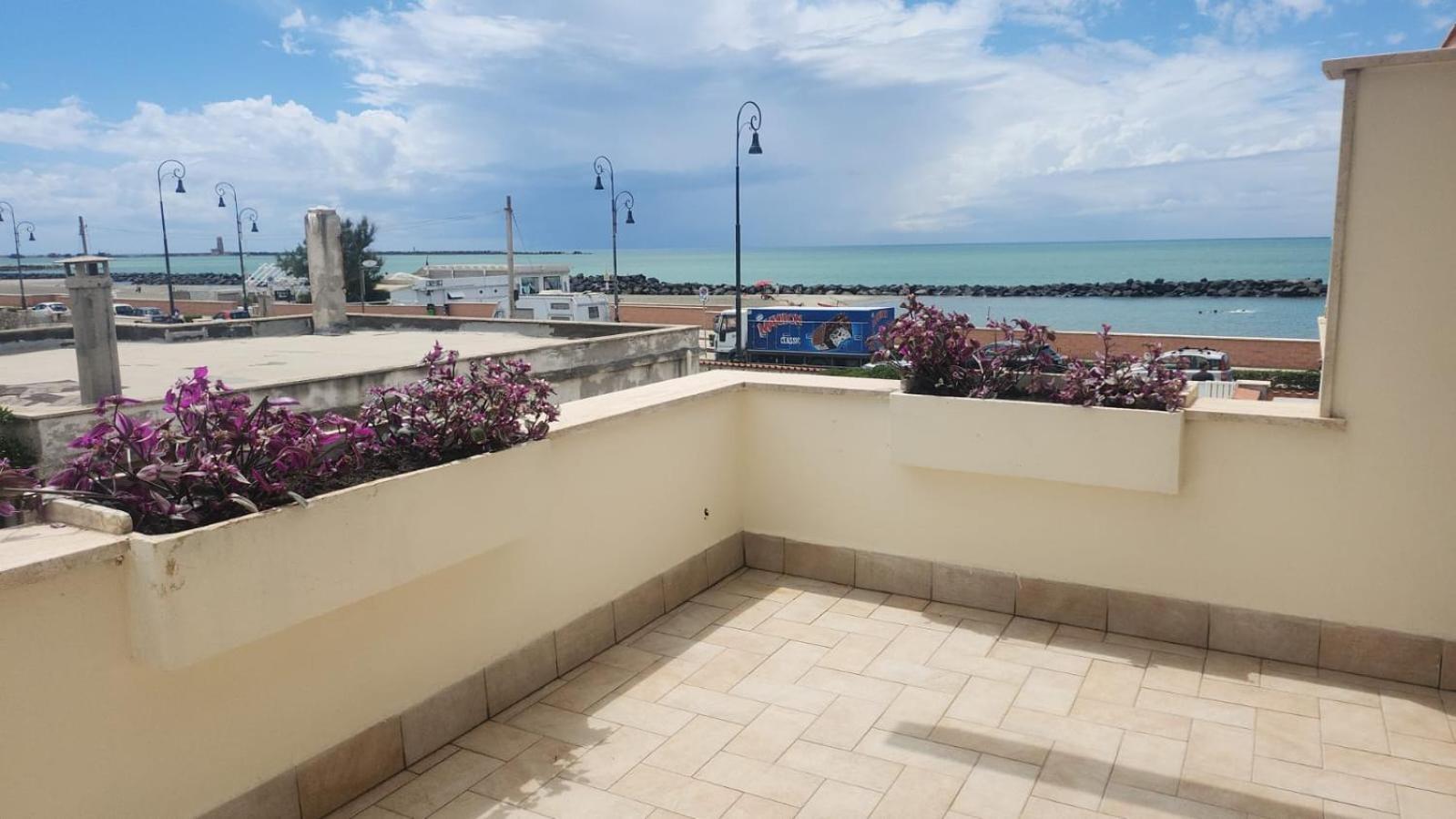 La Nuvola Villa Фиумичино Екстериор снимка